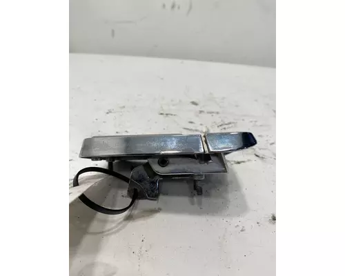 INTERNATIONAL 4700 Door Handle