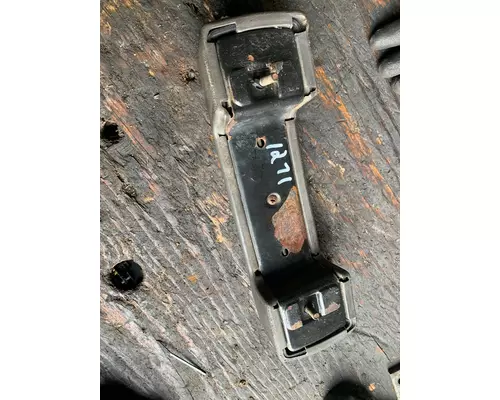 INTERNATIONAL 4700 Door Handle