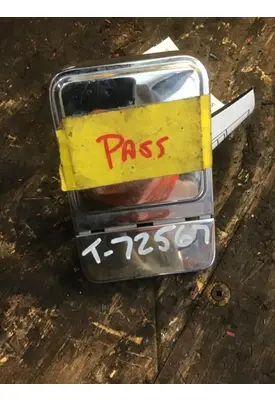 INTERNATIONAL 4700 Door Handle