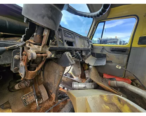 INTERNATIONAL 4700 Drive Shaft, Rear