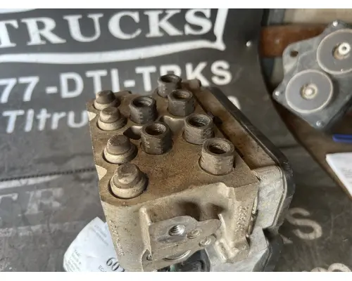 INTERNATIONAL 4700 ECM (Brake & ABS)