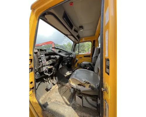 INTERNATIONAL 4700 Export Vehicle