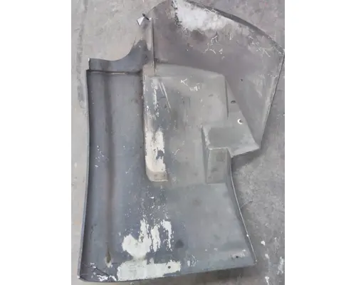 INTERNATIONAL 4700 FENDER EXTENSION