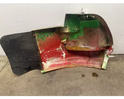 INTERNATIONAL 4700 Fender Extension