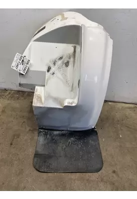 INTERNATIONAL 4700 Fender Extension