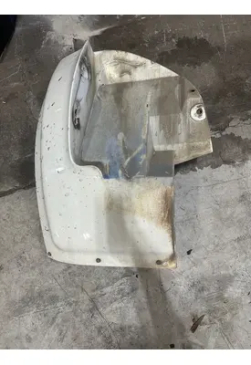 INTERNATIONAL 4700 Fender Extension