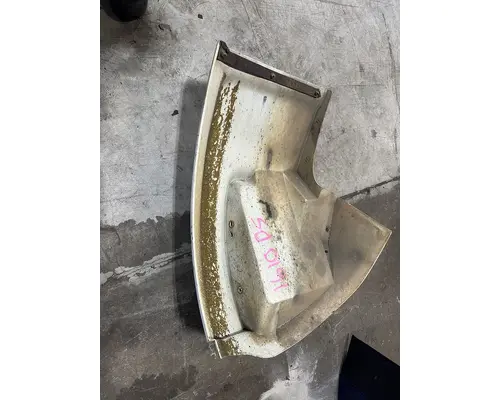 INTERNATIONAL 4700 Fender Extension