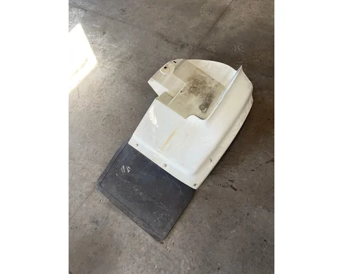 INTERNATIONAL 4700 Fender Extension