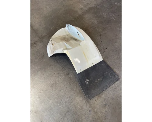 INTERNATIONAL 4700 Fender Extension