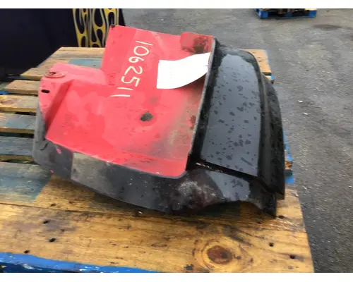 INTERNATIONAL 4700 Fender Extension