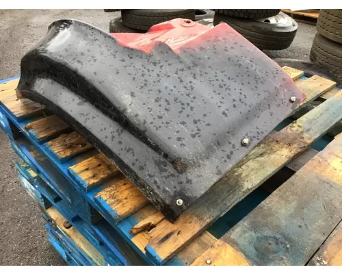 INTERNATIONAL 4700 Fender Extension
