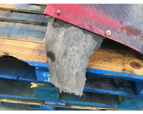 INTERNATIONAL 4700 Fender Extension