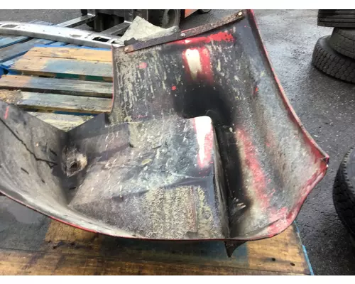 INTERNATIONAL 4700 Fender Extension