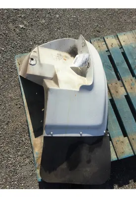 INTERNATIONAL 4700 Fender Extension