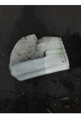 INTERNATIONAL 4700 Fender Extension