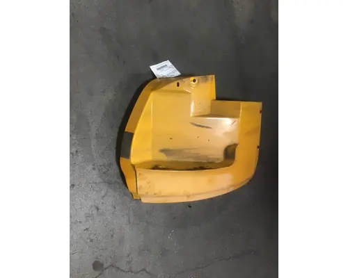 INTERNATIONAL 4700 Fender Extension