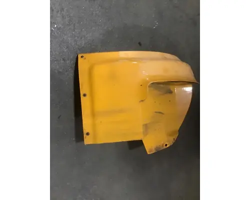 INTERNATIONAL 4700 Fender Extension