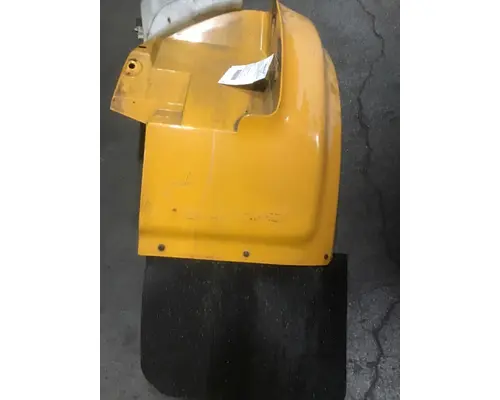 INTERNATIONAL 4700 Fender Extension