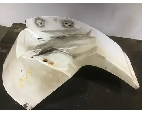 INTERNATIONAL 4700 Fender Extension