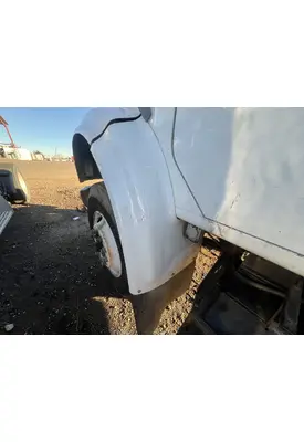 INTERNATIONAL 4700 Fender Extension