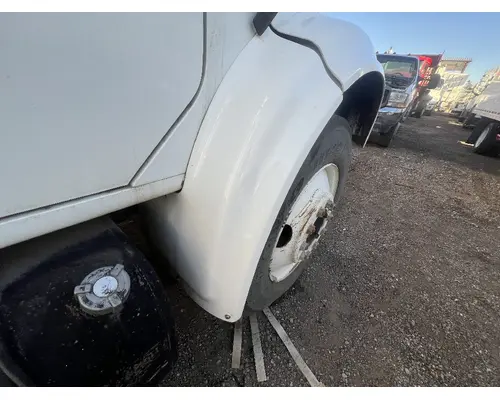INTERNATIONAL 4700 Fender Extension