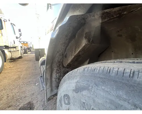 INTERNATIONAL 4700 Fender Extension