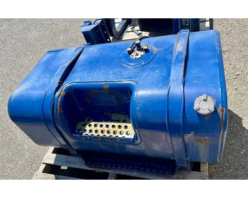 INTERNATIONAL 4700 Fuel Tank