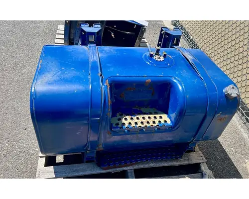 INTERNATIONAL 4700 Fuel Tank