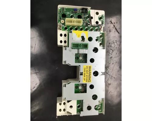 INTERNATIONAL 4700 Gauge Cluster