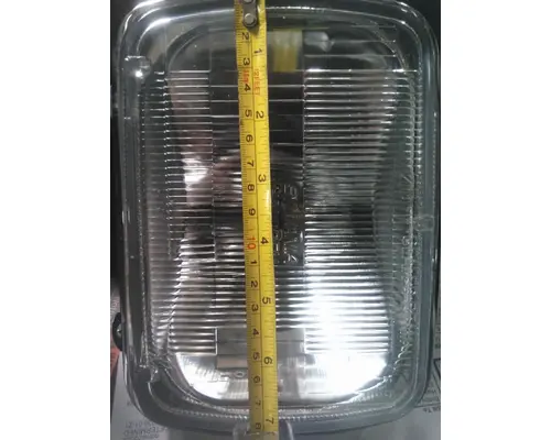 INTERNATIONAL 4700 HEADLAMP ASSEMBLY