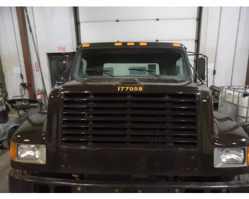 INTERNATIONAL 4700 HOOD