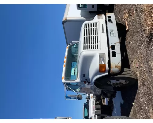 INTERNATIONAL 4700 Headlamp Assembly