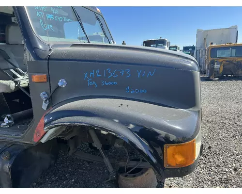 INTERNATIONAL 4700 Hood
