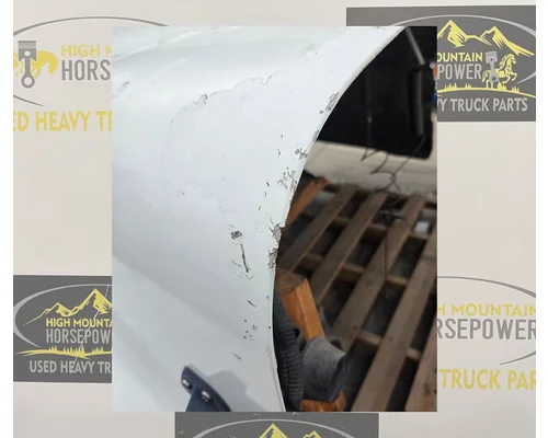INTERNATIONAL 4700 Hood