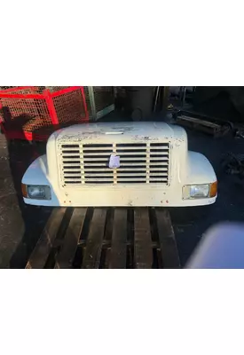 INTERNATIONAL 4700 Hood