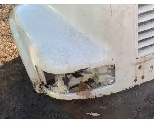 INTERNATIONAL 4700 Hood