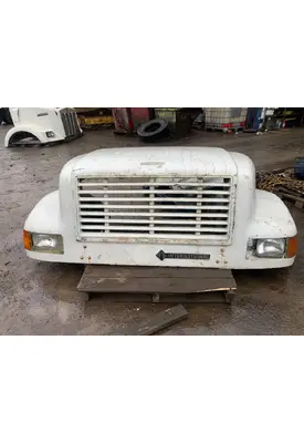 INTERNATIONAL 4700 Hood
