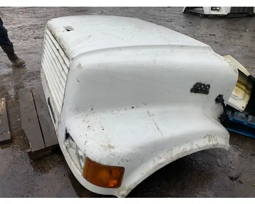 INTERNATIONAL 4700 Hood