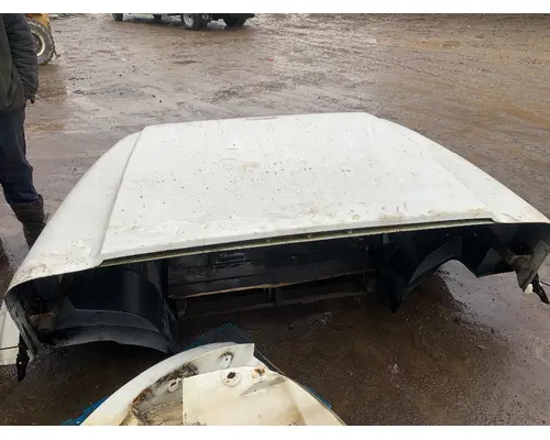 INTERNATIONAL 4700 Hood