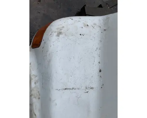 INTERNATIONAL 4700 Hood