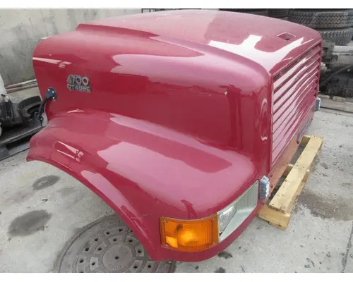 INTERNATIONAL 4700 Hood