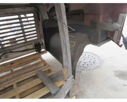 INTERNATIONAL 4700 Hood