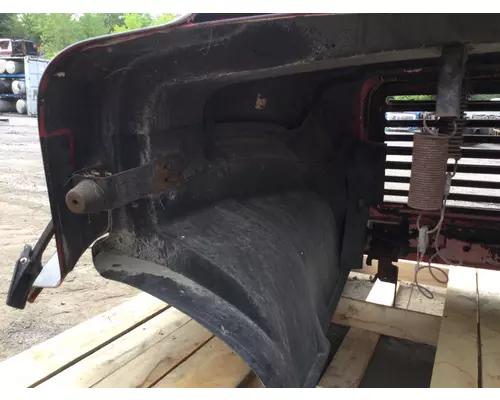 INTERNATIONAL 4700 Hood