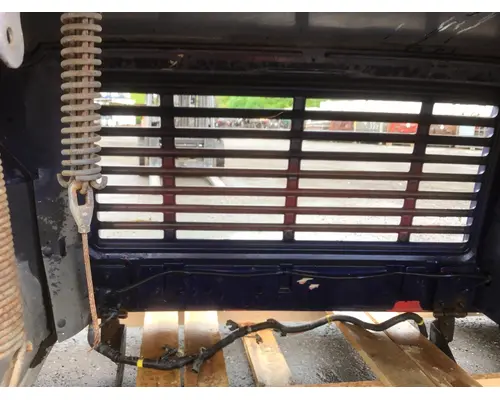 INTERNATIONAL 4700 Hood