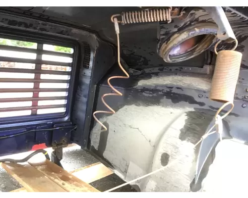 INTERNATIONAL 4700 Hood