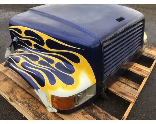 INTERNATIONAL 4700 Hood
