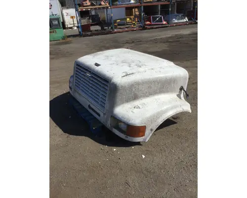 INTERNATIONAL 4700 Hood
