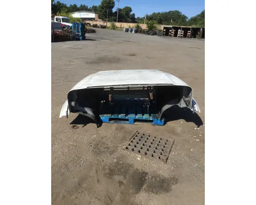 INTERNATIONAL 4700 Hood