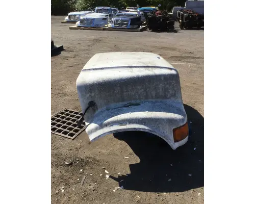 INTERNATIONAL 4700 Hood