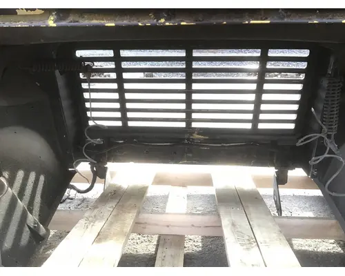 INTERNATIONAL 4700 Hood